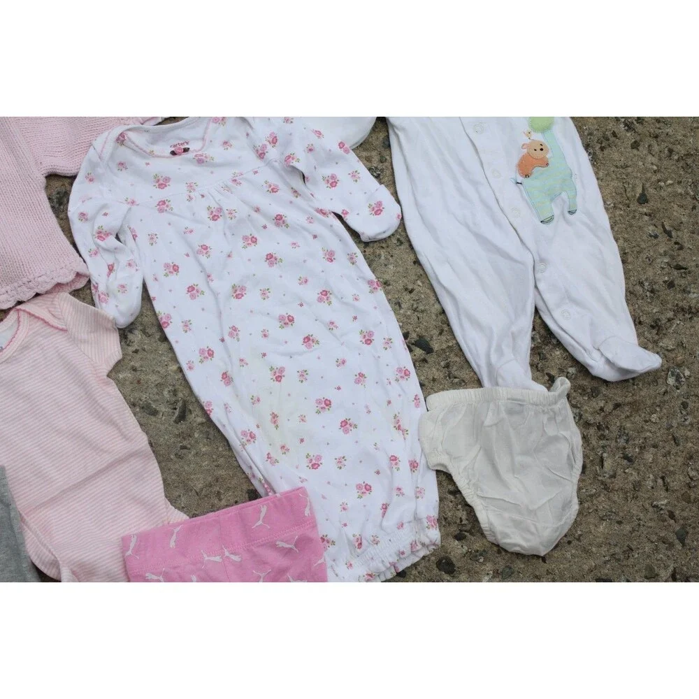 Lot of 27 pcs Baby Girl Clothes 3M, 0-3M Outfits Sleepers CUTE FALL Wardrobe